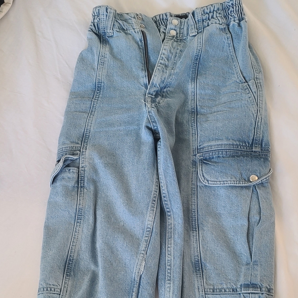 BDG UO pants size 26